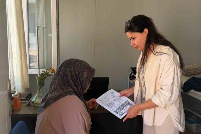 Yayladağı’nda "Her Gebeye Bir Ebe" uygulamasıyla ev ziyaretleri sürüyor