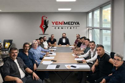 YENİ MEDYA CEMİYETİ İLK YÖNETİM KURULU TOPLANTISINI GERÇEKLEŞTİRDİ