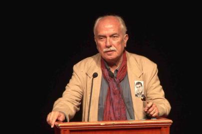 Zihni Göktay için Harbiye’de duygusal veda: Zeynep Göktay, babasının yazdığı mektubu okudu