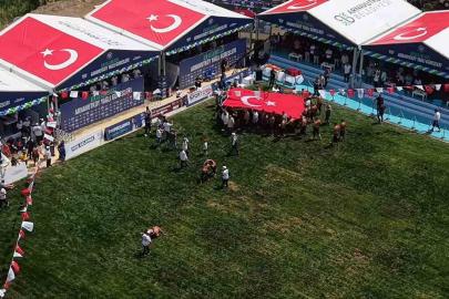 11. Arnavutköy Yağlı Güreşleri’nde başpehlivan Serdar Yıldırım oldu