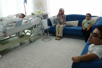 3 engelli çocuğuna bakan annenin yürek burkan mücadelesi