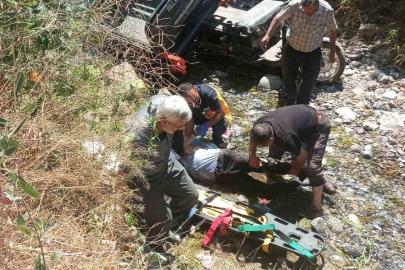3 tekerlekli motor dere yatağına devrildi: Dede öldü, 2 torunu yaralandı