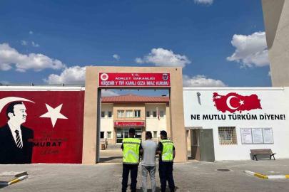 3 yıl kesinleşmiş cezası olan şahıs polisten kaçamadı