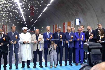 Abdulkadir Uraloğlu: "Çamlıhemşin tüneli ve Ayder yoluyla yıllık 772 milyon lira tasarruf sağlayacağız"