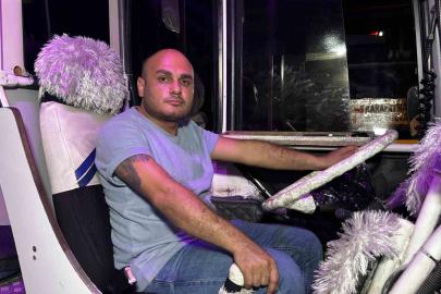 Adana’da ambulans ve otobüs sürücüleri arasında "yol verme" kavgası