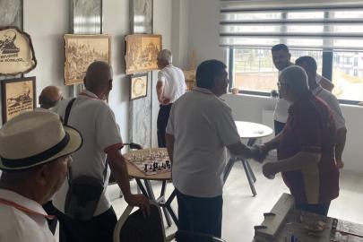 Adana’daki huzurevi sakinleri Kapadokya’yı gezdi