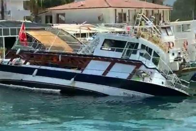 Akyaka’da tur teknesi su alarak yan yattı
