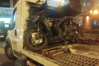 Alkollü sürücü motosikletle çarpıştı, 1 kişi hayatını kaybetti