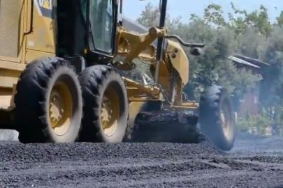 Antakya’da Akasya ve Güzelburç mahallelerinde yollar asfaltlandı