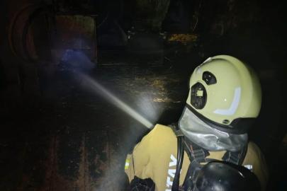 Antakya’da küspe yağ fabrikasında yangın çıktı