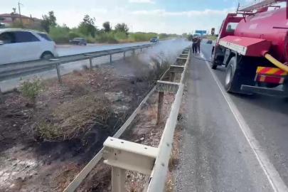 Araçtan atılan izmarit refüjde yangın çıkardı