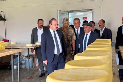 Arpaçay’da Kaymakam Güvenç’ten üretim tesisine ziyaret: Yerel üretime destek vurgusu