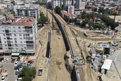 Aydın’da Yeni Dörtyol Köprülü Kavşağı’nda çalışmalar hız kesmiyor
