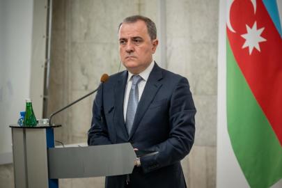 Azerbaycanlı Bakan Bayramov: "İhtiyaç duyulması halinde Ukrayna’ya da doğal gaz tedarik etmeye hazırız"