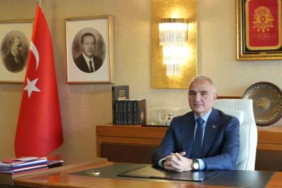 Bakan Ersoy: "Tralleis’te 2 bin yıllık antik havuzu gün yüzüne çıkardık"