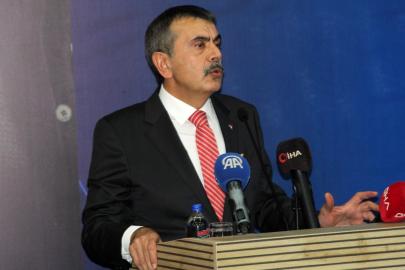 Bakan Tekin, "Siyaset üzerine düşeni yaptı, şimdi sıra millette"