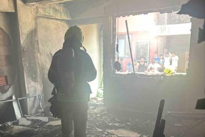 Bandırma’da apartman dairesinde çıkan yangın söndürüldü