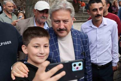 Başkan Palancıoğlu Ağırnas Pilav Şenliği’nde vatandaşlarla ve muhtarlarla bir araya geldi