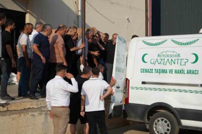 Batan gemide hayatını kaybeden Nihat Balyemez’in cenazesi Gaziantep’e getirildi