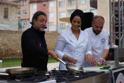 Bayburt’un yöresel lezzetleri şeflerin yorumuyla hazırlandı