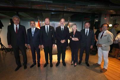 Beşiktaş Yönetim Kurulu Üyeleri, BJK-Kabataş Vakfı Okulları’nın öğretmenlerini Tüpraş Stadyumu’nda ağırladı