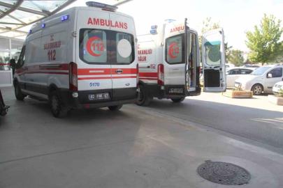 Beyşehir’de ticari taksi anne ve kızına çarptı: 2 yaralı