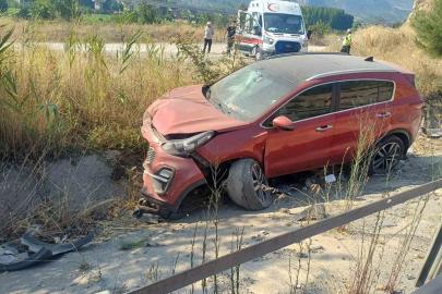 Bilecik’te otomobil bankete düştü: 4 yaralı