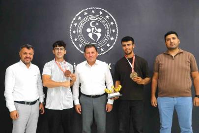 Bilek güreşinde Kayseri’den büyük başarı