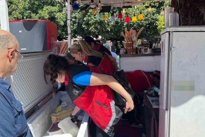 Bir külah dondurmaya 10 Euro talebiyle başlayan şikayet işletmeyi kapattırdı
