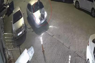 Bolu’da otomobilin kaputunda yolculuk kamerada