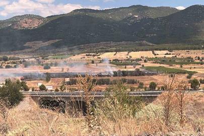 Burdur’da 20 dönümlük otluk alanda yangın