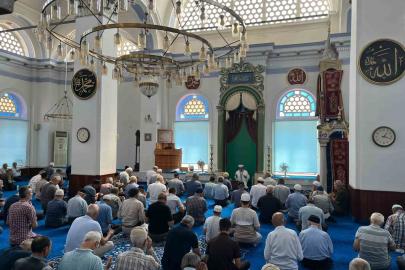 Burhaniye Kocacamide Mevlid Kandili programı düzenlendi