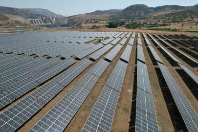 Cengiz Enerji, 2,5 milyon kişiyi yenilenebilir kaynaklı enerji ile aydınlattı