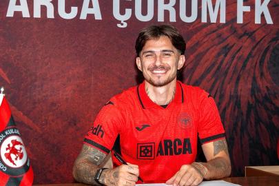 Çorum FK, Berat Özdemir ile 2+1 yıllık sözleşme imzaladı