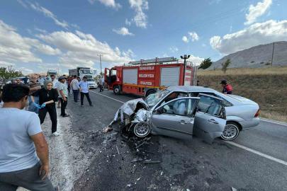 Çorum’da otomobiller çarpıştı: 7 yaralı