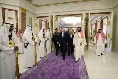 Cumhurbaşkanı Erdoğan, Suudi Arabistan Veliaht Prensi Selman ile görüştü