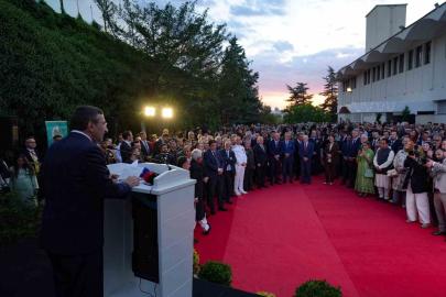 Cumhurbaşkanı Yardımcısı Yılmaz: "Mekke savunma anlaşması tarihi bir adımdır"