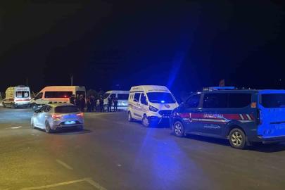 Düğün konvoyunda yaşanan tartışma meydan savaşına döndü: 4 yaralı