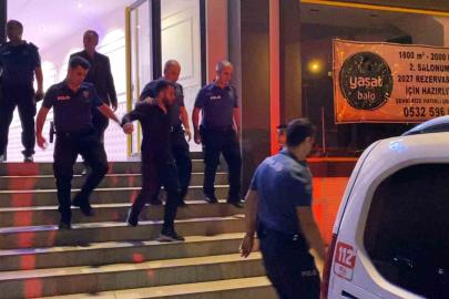 Düğünde çalınan şarkıyı beğenmeyen iki grup arası bıçaklı kavga: 3 yaralı