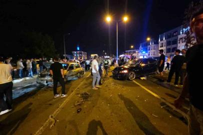 Düzce’de 6 araçlı zincirleme kaza: 2 yaralı