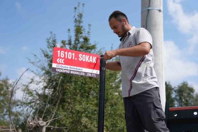 Düzce’de cadde ve  sokak tabelaları tamamlanıyor
