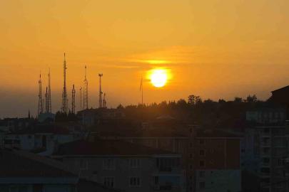 Edirne’de gün batımı ve Türk bayrağı aynı karede buluştu