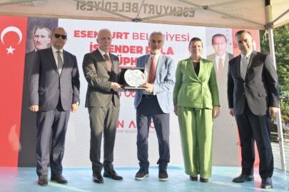 Esenyurt’ta emekliler kafesi ile kütüphane tesisleri hizmete açıldı