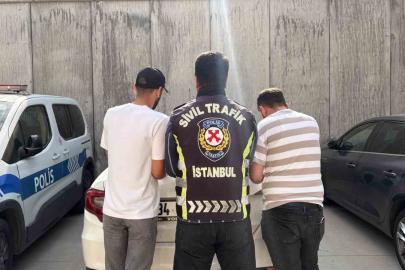 Esenyurt’ta saldırı amacıyla başka bir aracı ısrarla takip eden şahıslar yakalandı