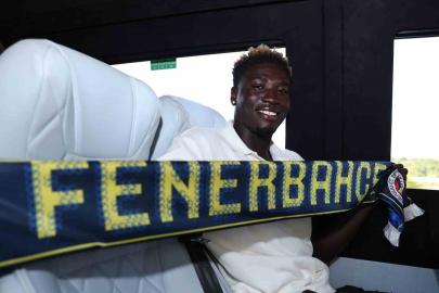 Fenerbahçe, Ganalı stoper Oppong’u kadrosuna kattı