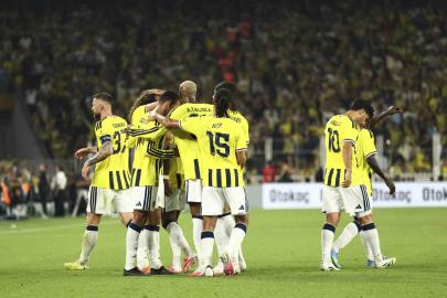 Fenerbahçe tur için avantajı yakaladı