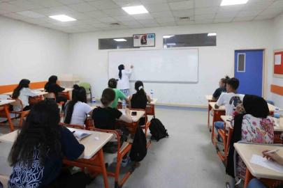 GASMEK öğrencileri hayallerindeki üniversite ve bölümlere yerleşti