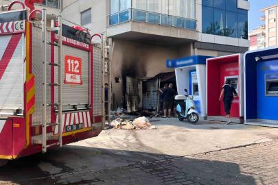 Geri dönüşüm kutusunda kaynak yaparken yangın çıktı