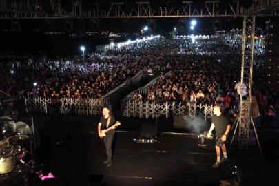 Gömeç’te 5. Uluslararası Zeytindalı Kültür Sanat ve Barış Festivali başladı