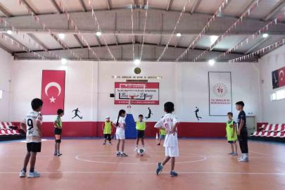 GSB spor okulları Sivrice’de eğitimlerine devam ediyor